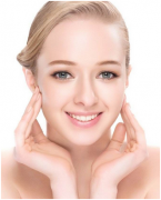 美容化妆培训|精华液的正确使用方法和注意事项